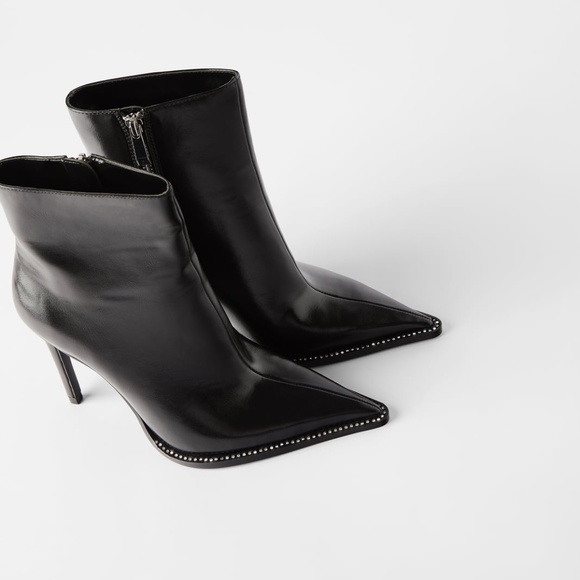🤩Sexy Zara Black & Shiny Heeled Ankle Boots NWT🤩 - Picture 4 of 10